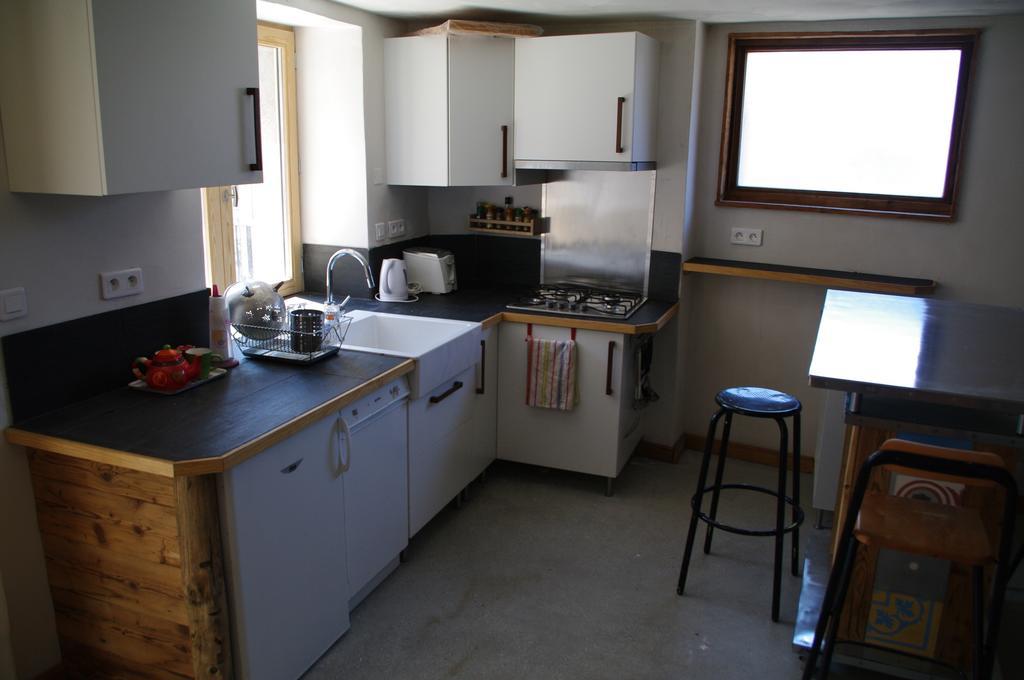 Bozel Appartement Dans Chalet De Montagne חדר תמונה